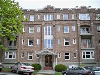 Property Photo:  219 N Tacoma Ave 101  WA 98403 