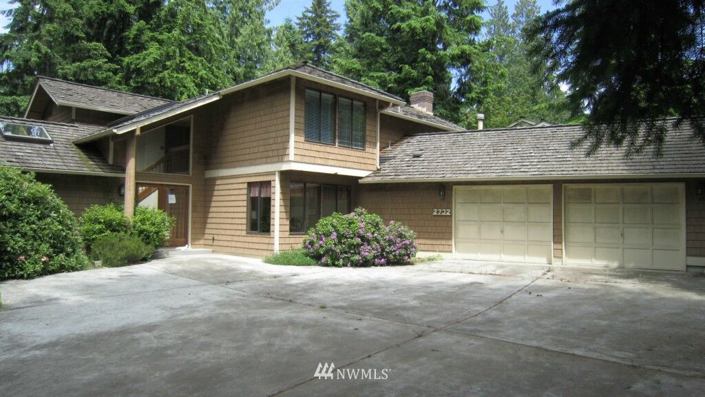 Property Photo:  2732 209th Avenue NE  WA 98074 