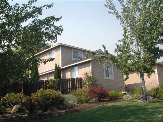 Property Photo:  3650 Southwest Volcano Ave  OR 97756 