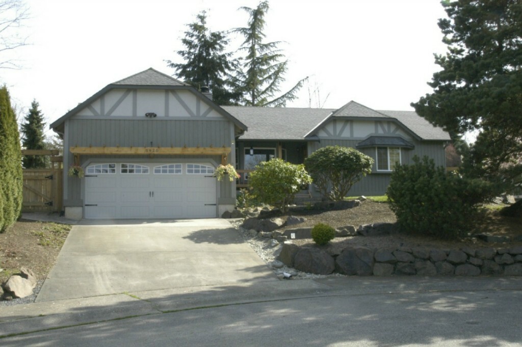 Property Photo:  1920 233 Place SE  WA 98021 