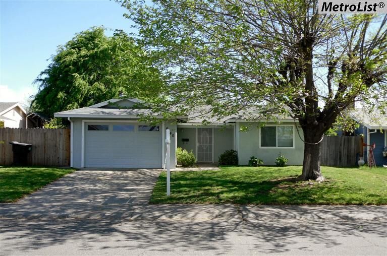 Property Photo: 6140 Carl Sandburg Cir CA 95842