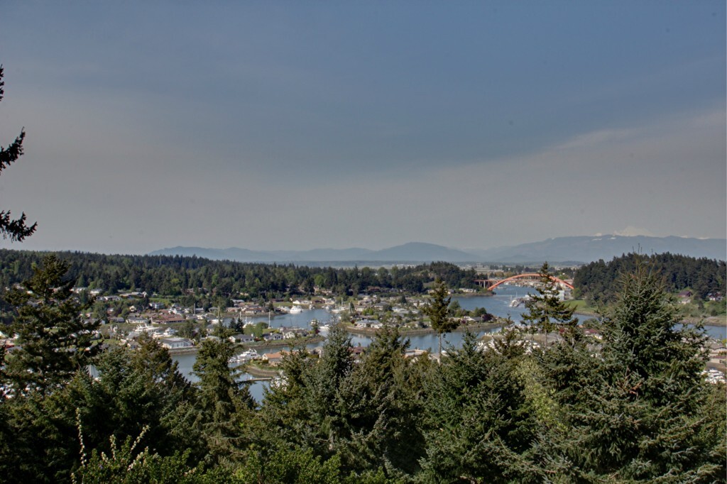 Property Photo: 582 Walla Walla Wy WA 98257