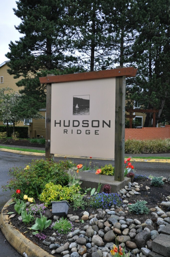 Property Photo: 23911 12th Place S 2404 WA 98198