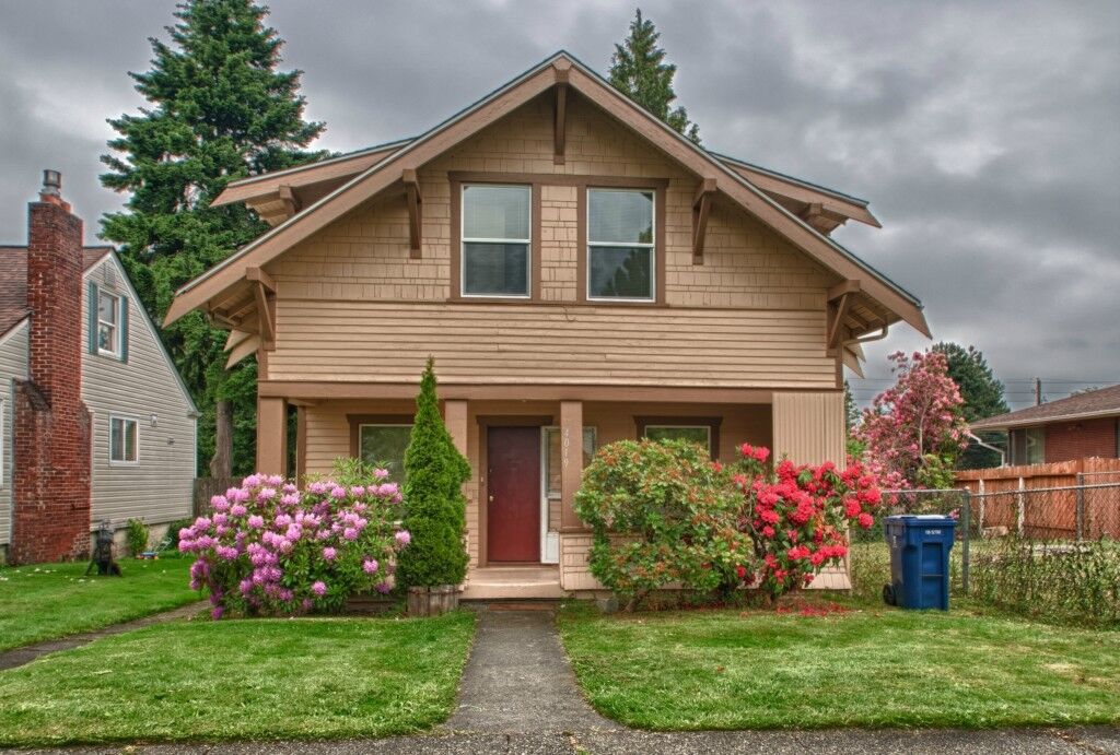 Property Photo:  4019 S D St  WA 98418 