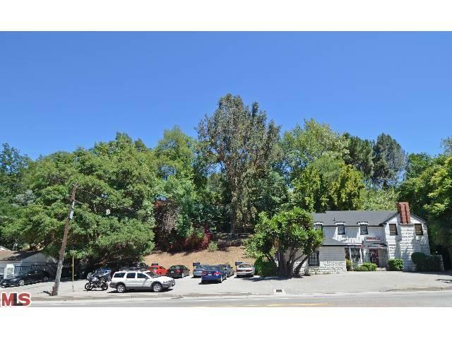 Property Photo: 3400 Barham CA 90068