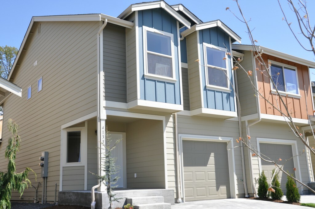 Property Photo:  8212 42nd St NE  WA 98270 