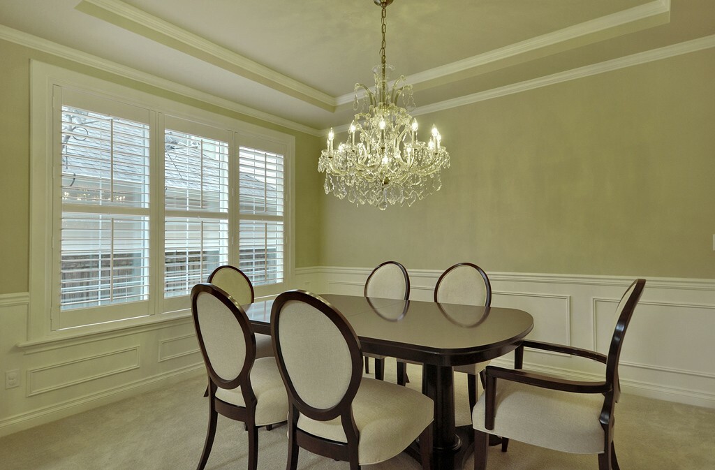 Property Photo: 27241 SE 13th Place WA 98075