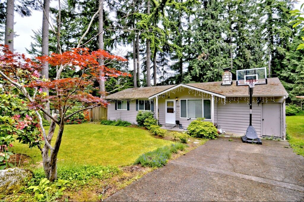 Property Photo:  17809 198th Avenue NE  WA 98077 