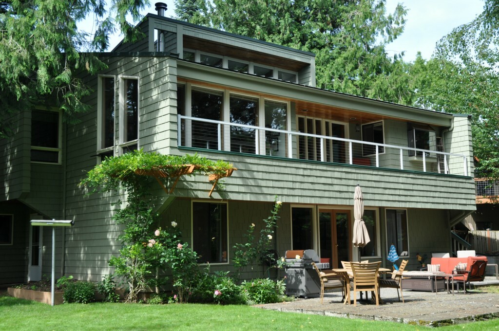 Property Photo: 419 Fish Trap Wy WA 98264