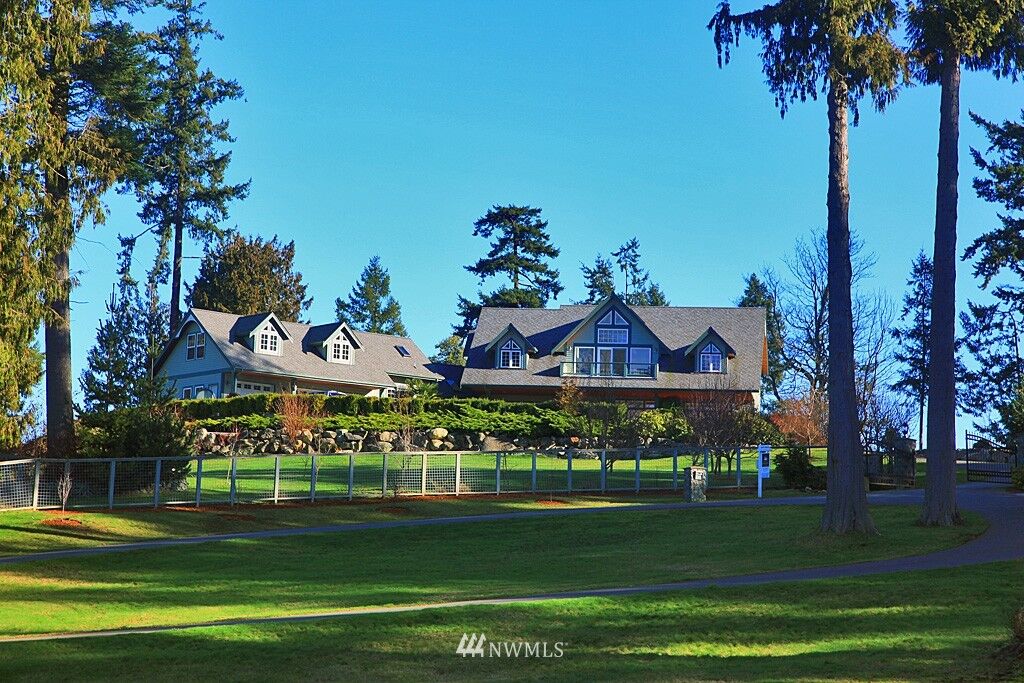 Property Photo:  8053 Toma Lane  WA 98236 