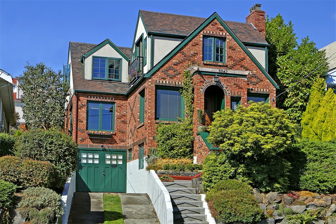 Property Photo: 5547 36th Ave NE WA 98105