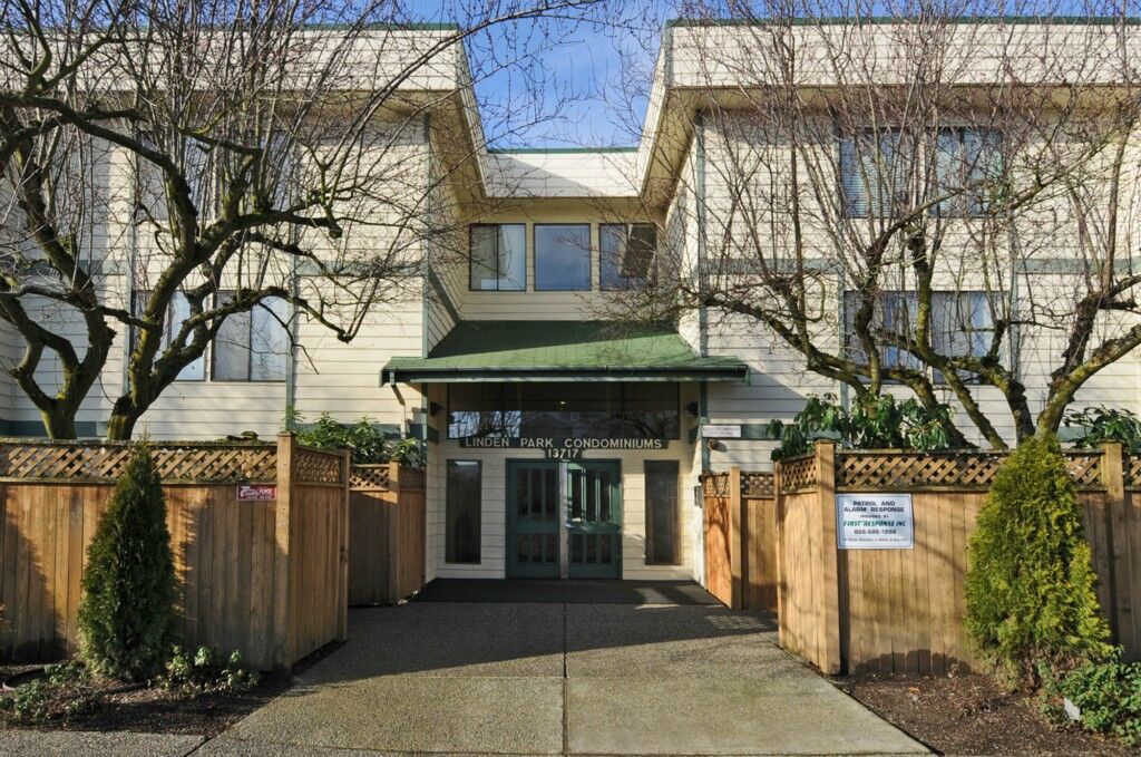 Property Photo:  13717 Linden Ave N 202  WA 98133 