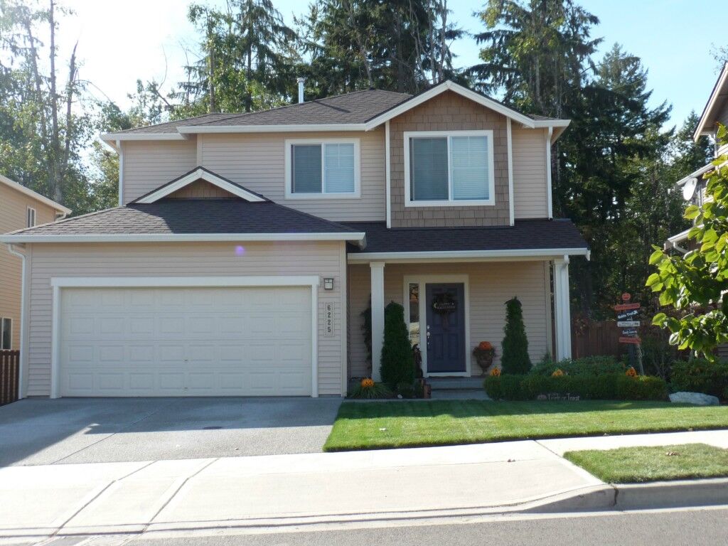 Property Photo: 6225 Wesley Place SE WA 98092