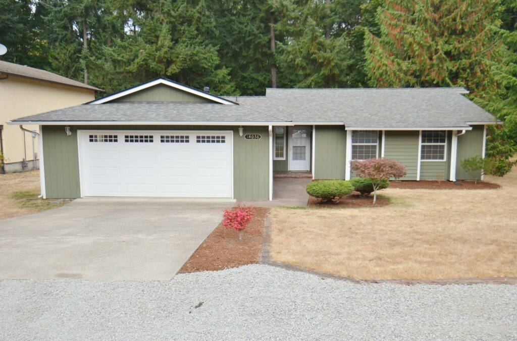 Property Photo:  14036 SE 141st St  WA 98059 