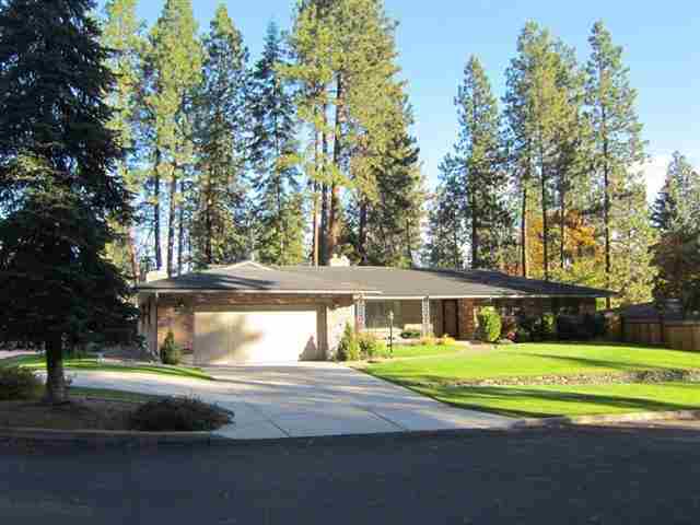 Property Photo: 1014 W Westover Rd WA 99218
