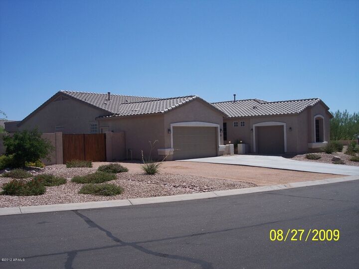 Property Photo: 2037 N Piedra -- AZ 85207