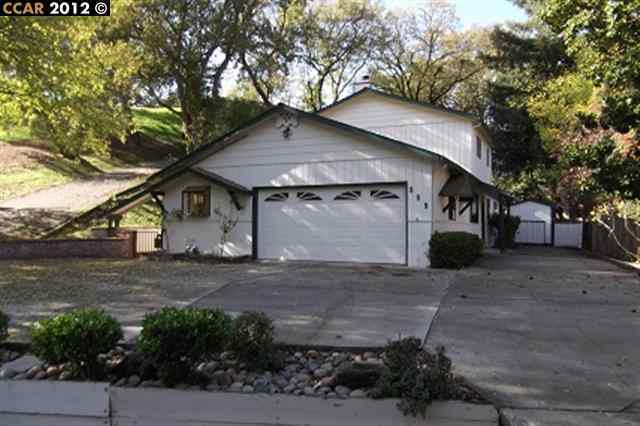 Property Photo:  909 Beech Dr  CA 94596-6204 