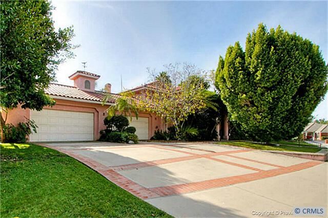Property Photo:  25502 Lone Pine Circle  CA 92653 