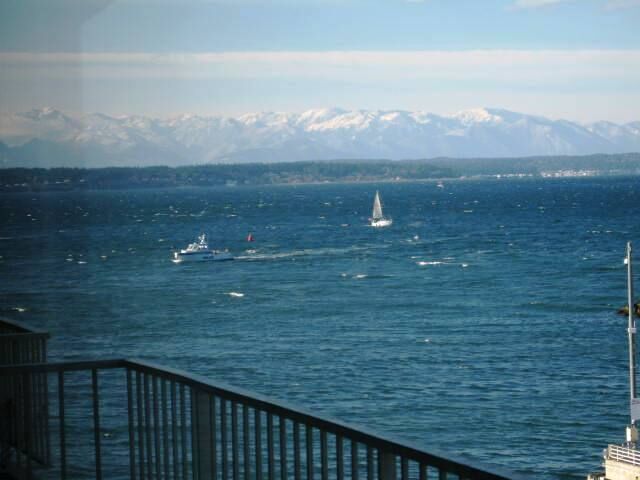 Property Photo:  6533 Seaview Ave NW A301  WA 98117 