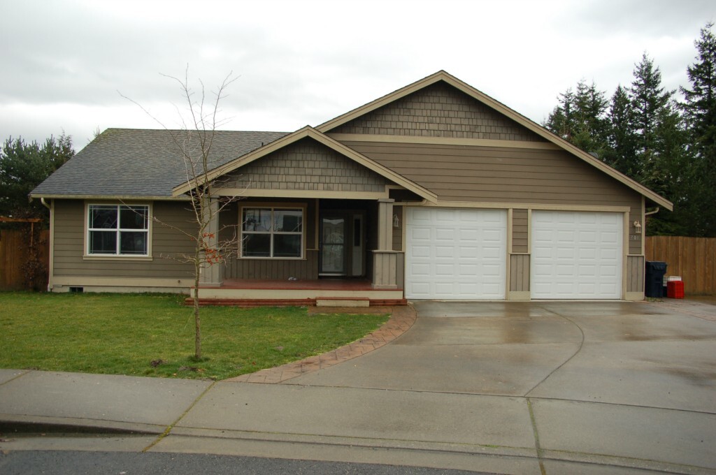 Property Photo: 701 Kobe Ct WA 98247