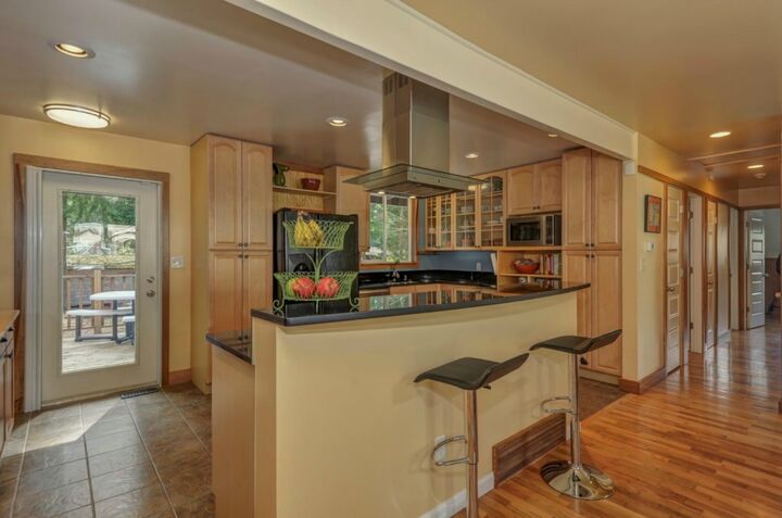 Property Photo: 12119 NE 65th Street WA 98033