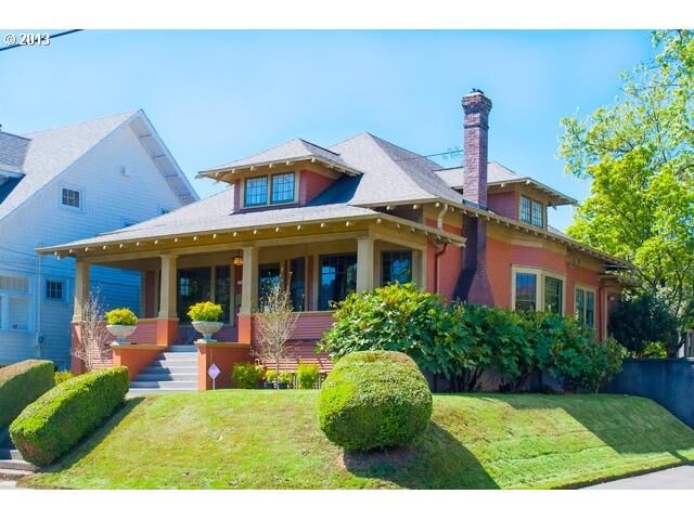 Property Photo:  333 NE 24th Ave  OR 97232 