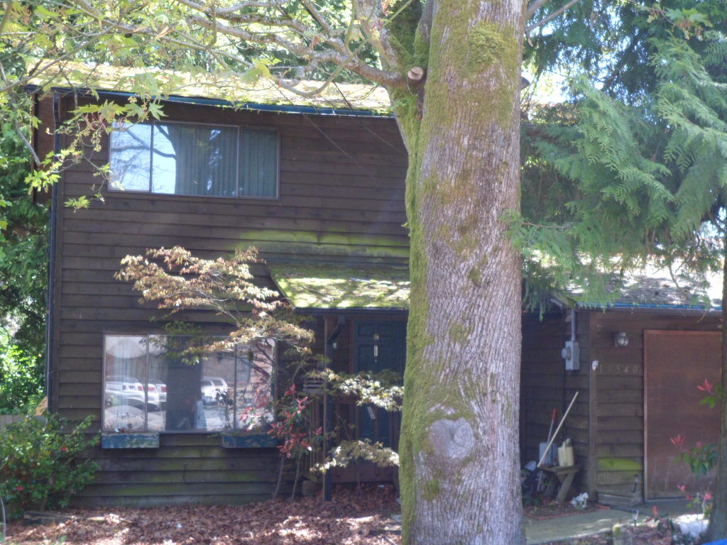 Property Photo:  19540 Fremont Ave N  WA 98133 