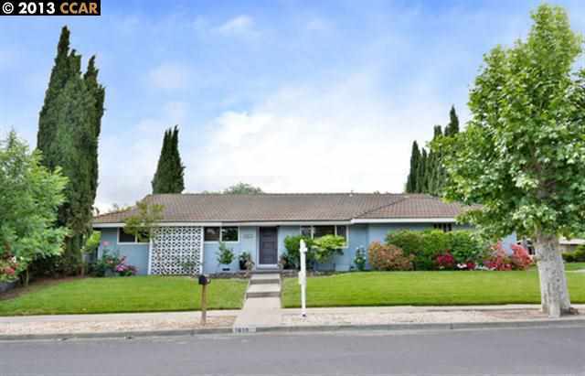 Property Photo: 1610 Whitman Rd CA 94518-3323