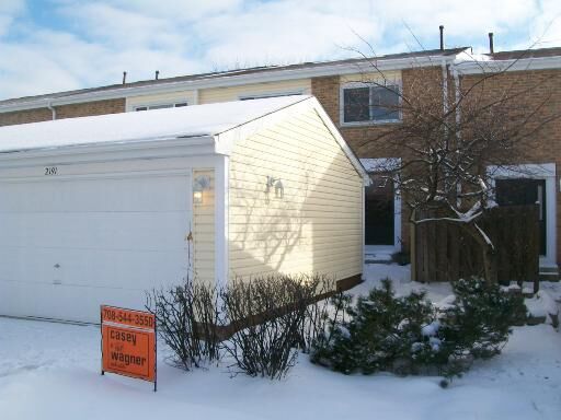 Property Photo:  2191 Chadwick Lane  IL 60139 