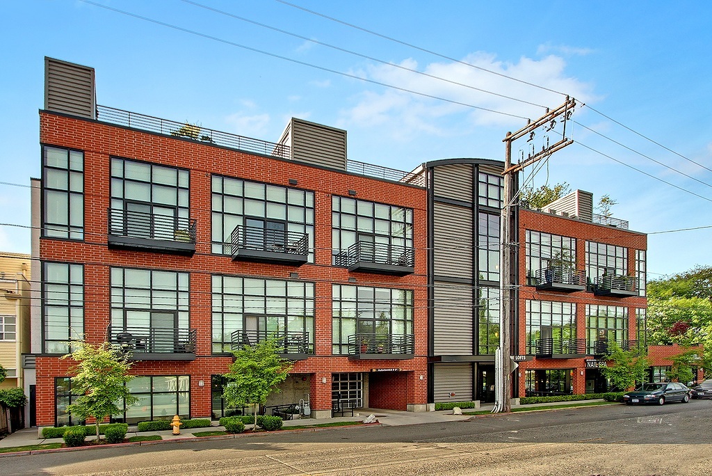 Property Photo: 2914 E Madison St 301 WA 98112