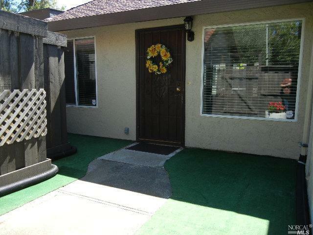 Property Photo: 225 Fairoaks Dr CA 95688