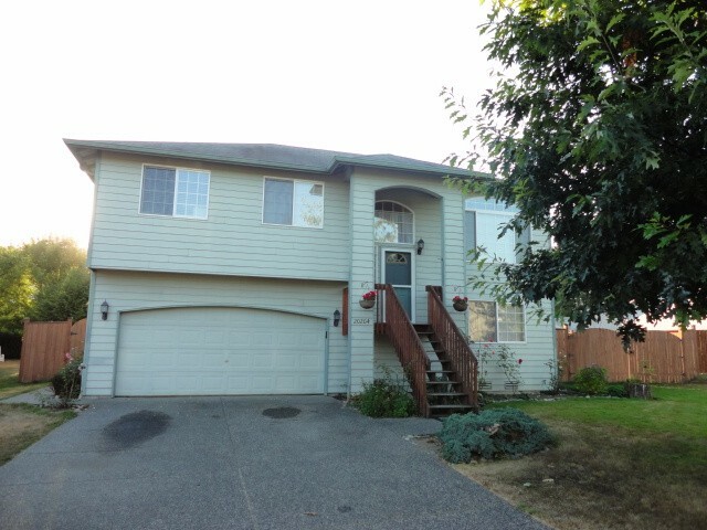 Property Photo: 20204 45th Dr NE WA 98223