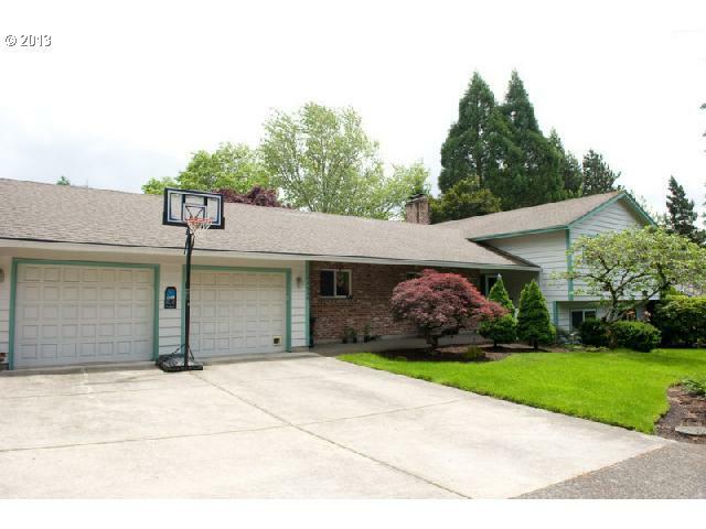 Property Photo:  19930 NW Wallowa Pl  OR 97229 