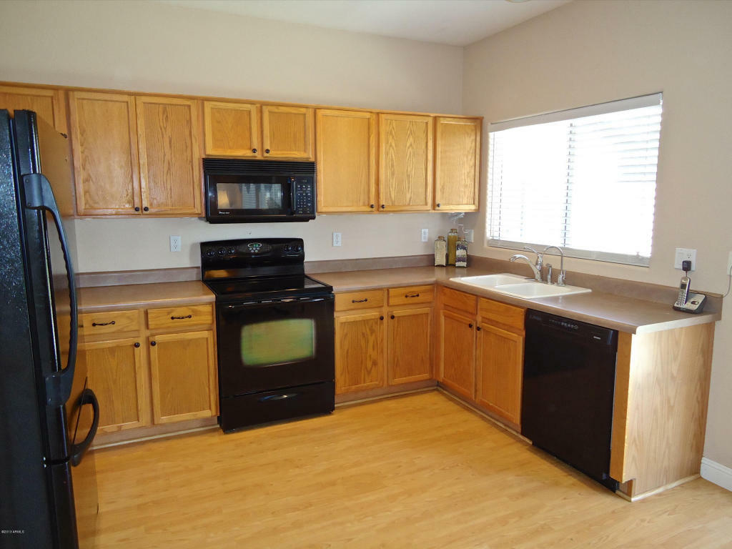 Property Photo:  3703 E Longhorn Drive  AZ 85297 