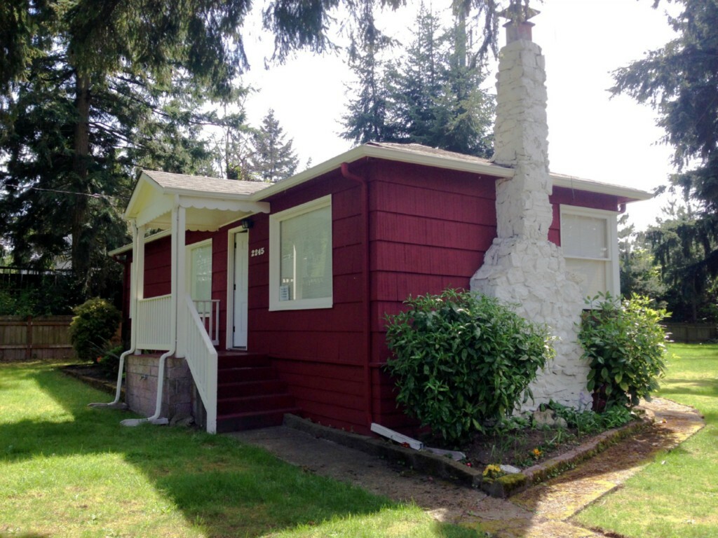 Property Photo:  2245 145th Place SE  WA 98007 