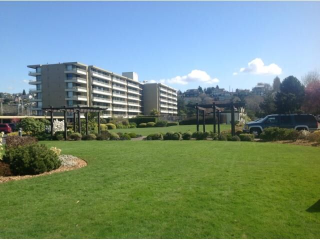 Property Photo:  6535 Seaview  Avenue NW 311B  WA 98117 