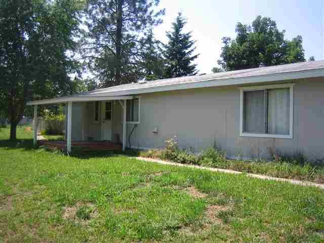 Property Photo: 1813 W Pinto Rd WA 99005