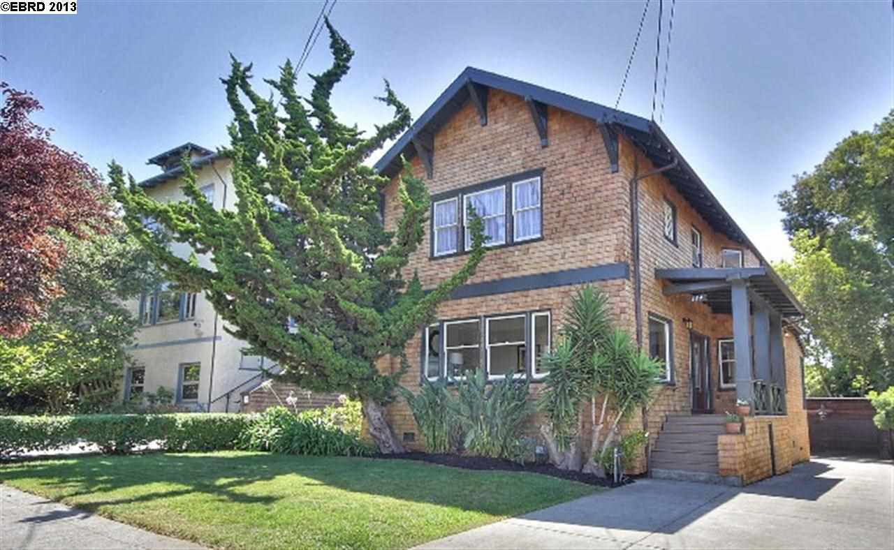 Property Photo:  344 Warwick Avenue  CA 94610 