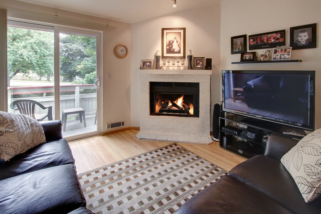 Property Photo:  14200 NE 171st St A203  WA 98072 