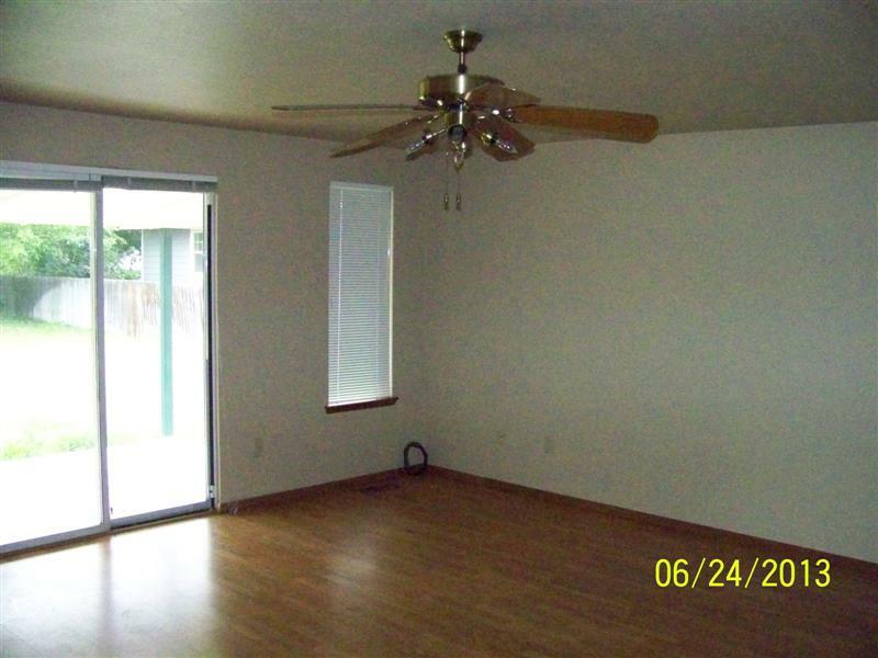 Property Photo: 1919 N Green Parks Dr WA 98922