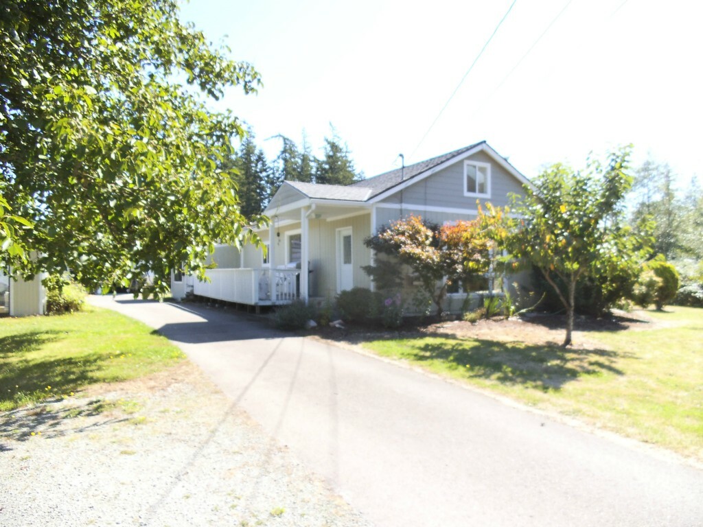 Property Photo:  780 Arrowhead Rd  WA 98282 