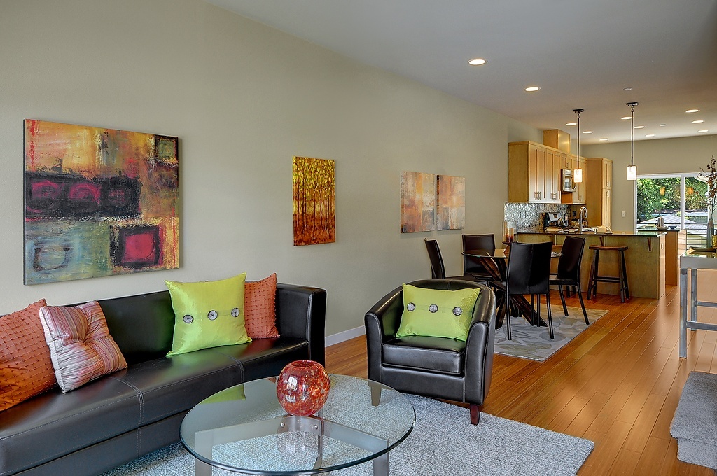 Property Photo: 1139 Bradner Place S WA 98144