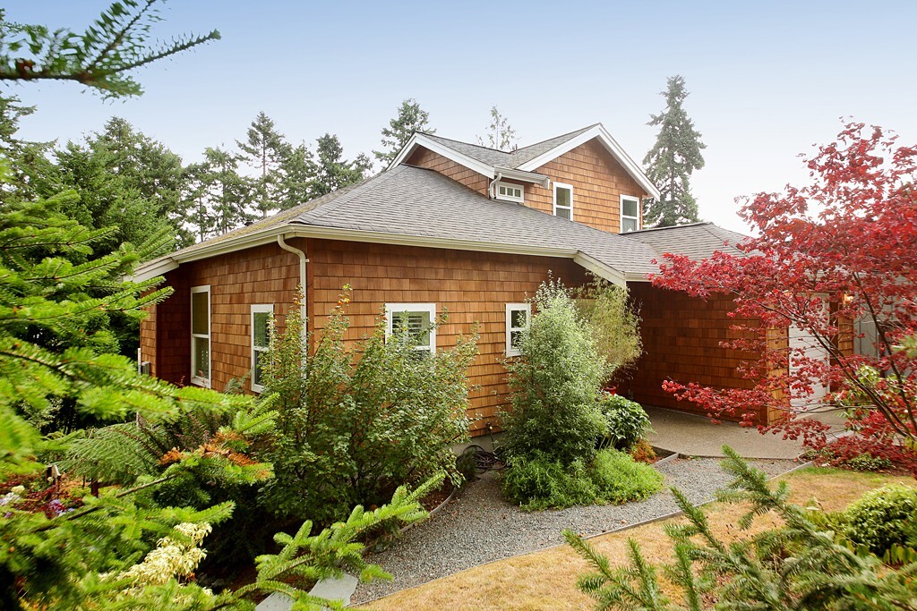 Property Photo:  3737 Bells Ridge Lane  WA 98260 