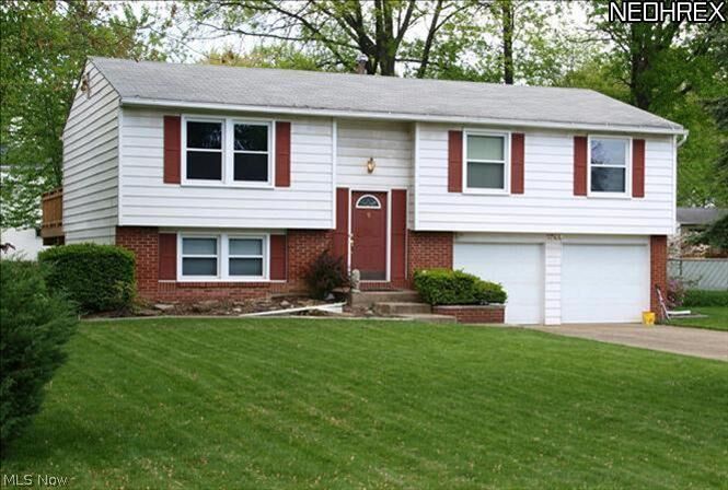 Property Photo:  3749 Allenwood Drive  OH 44484 