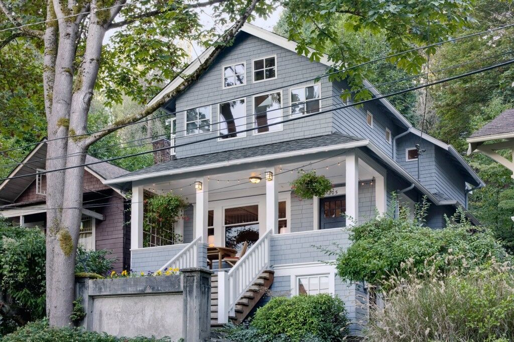 Property Photo:  305 35th Ave S  WA 98144 