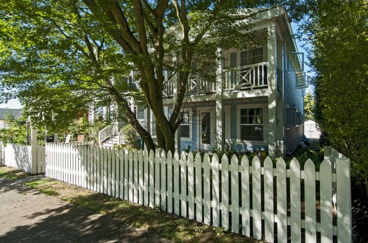 Property Photo: 3938 S Ferdinand Street WA 98118