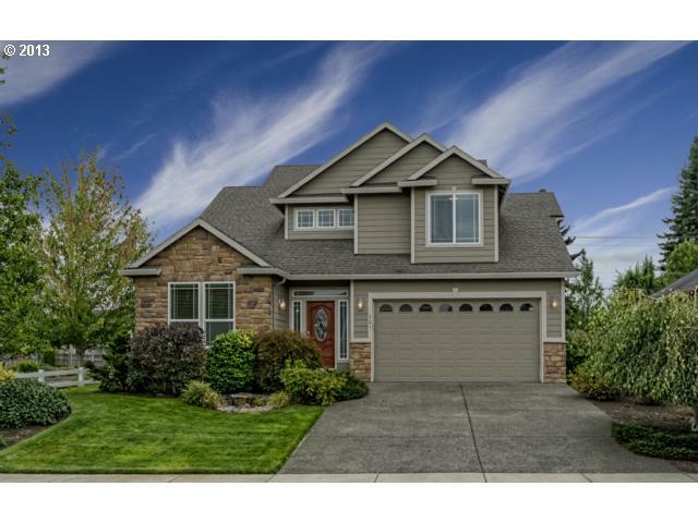 Property Photo:  501 NW 150th Cir  WA 98685 