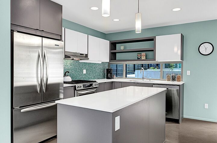 Property Photo: 109 20th Ave E A WA 98112