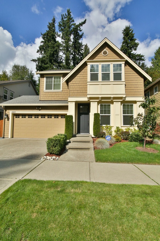 Property Photo:  16922 NE 120th St  WA 98052 