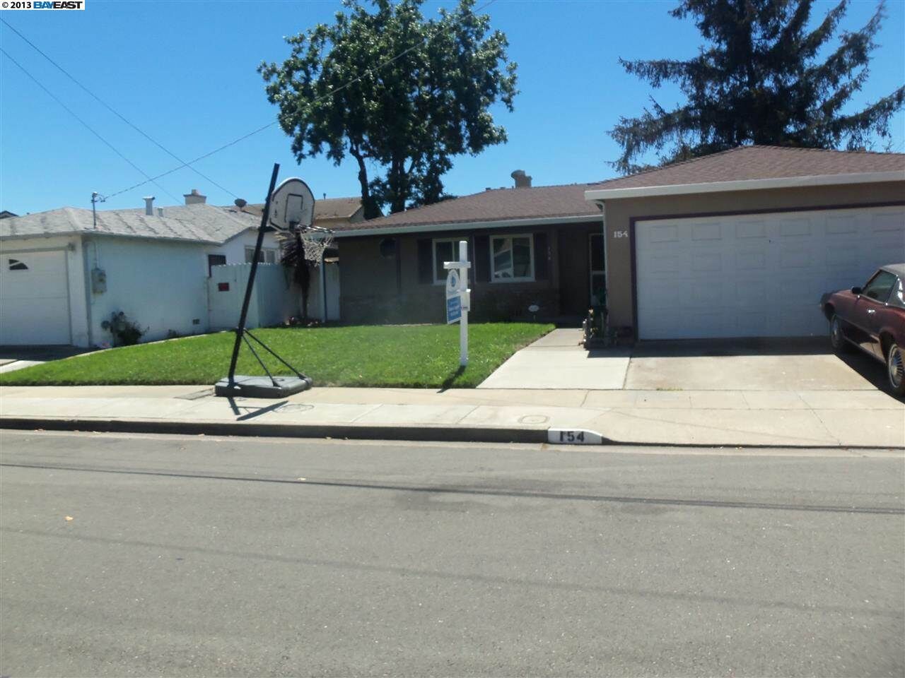 Property Photo: 154 Newhall CA 94544